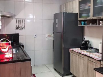 Casa em Condomínio à Venda